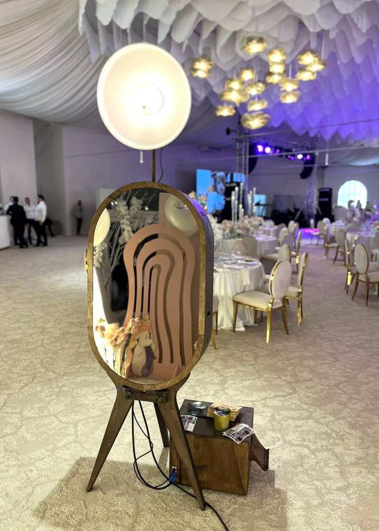 1 mirror